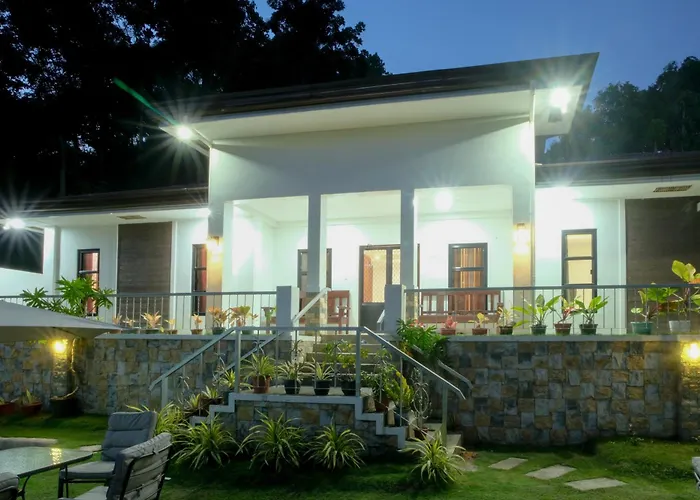 Maria Heights * Uling