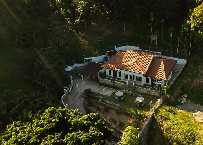 Maria Heights Aparthotel *