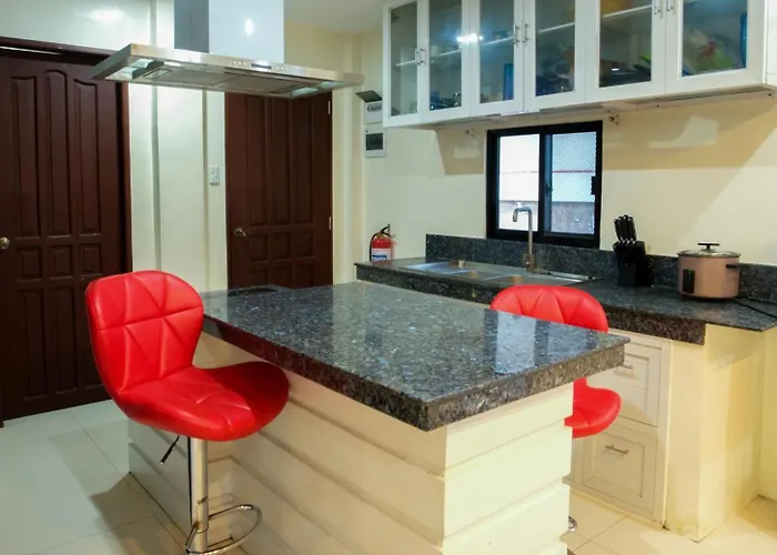 Maria Heights Aparthotel Uling