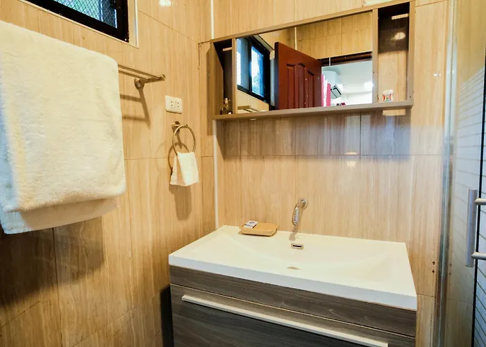 Maria Heights Aparthotel *